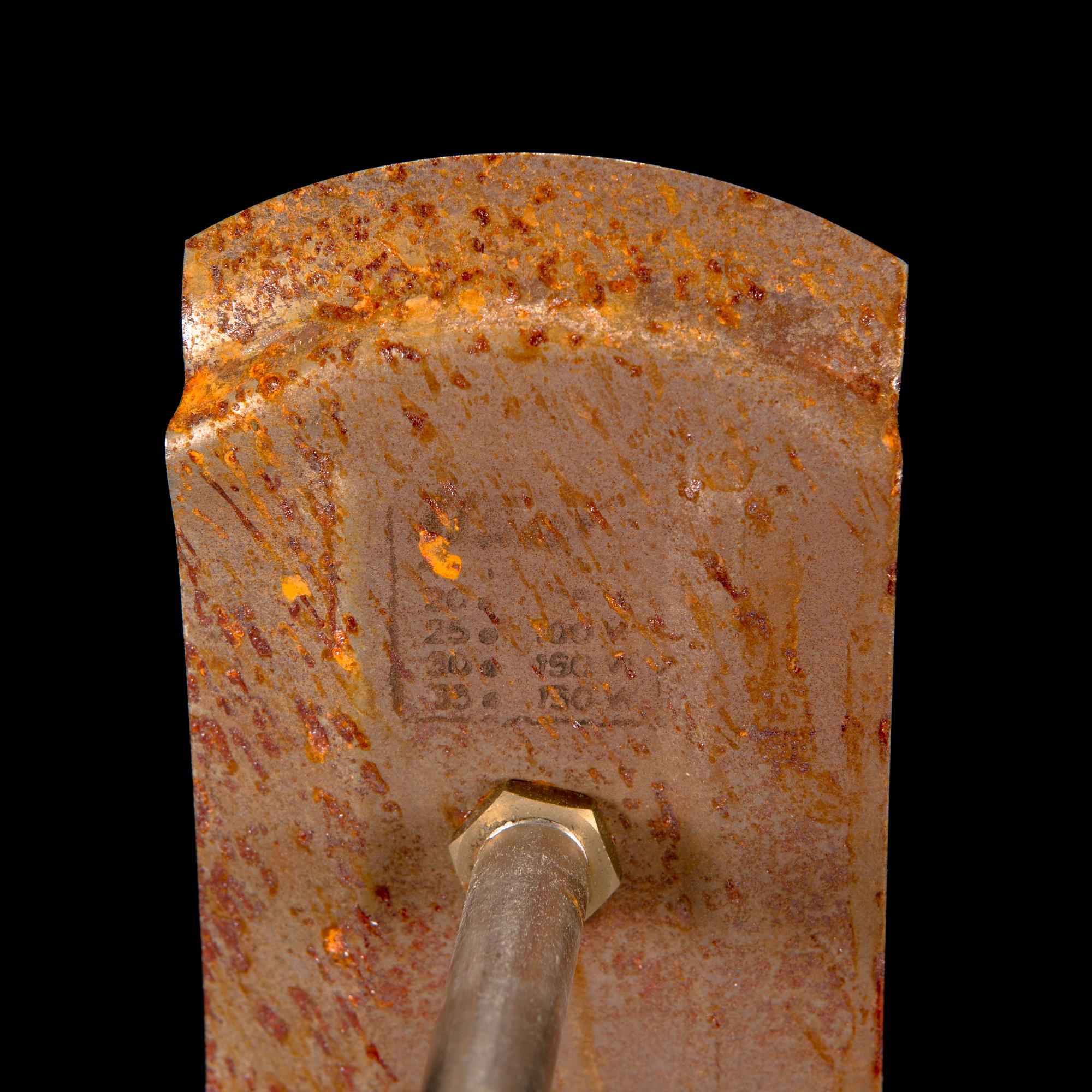 Kattovalaisin, malli AA 105, Itsi 1900-luvun puoliväli.