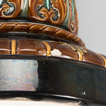 Arabia, a flower stand / pedestal, circa 1900.