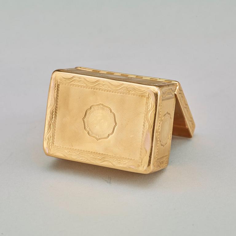 A French 18th century gold snuff-box.