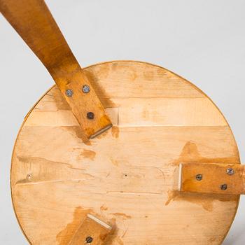 Alvar Aalto, pall modell 60, för O.Y. Huonekalu-ja Rakennustyötehdas A.B. 1900-talets mitt.