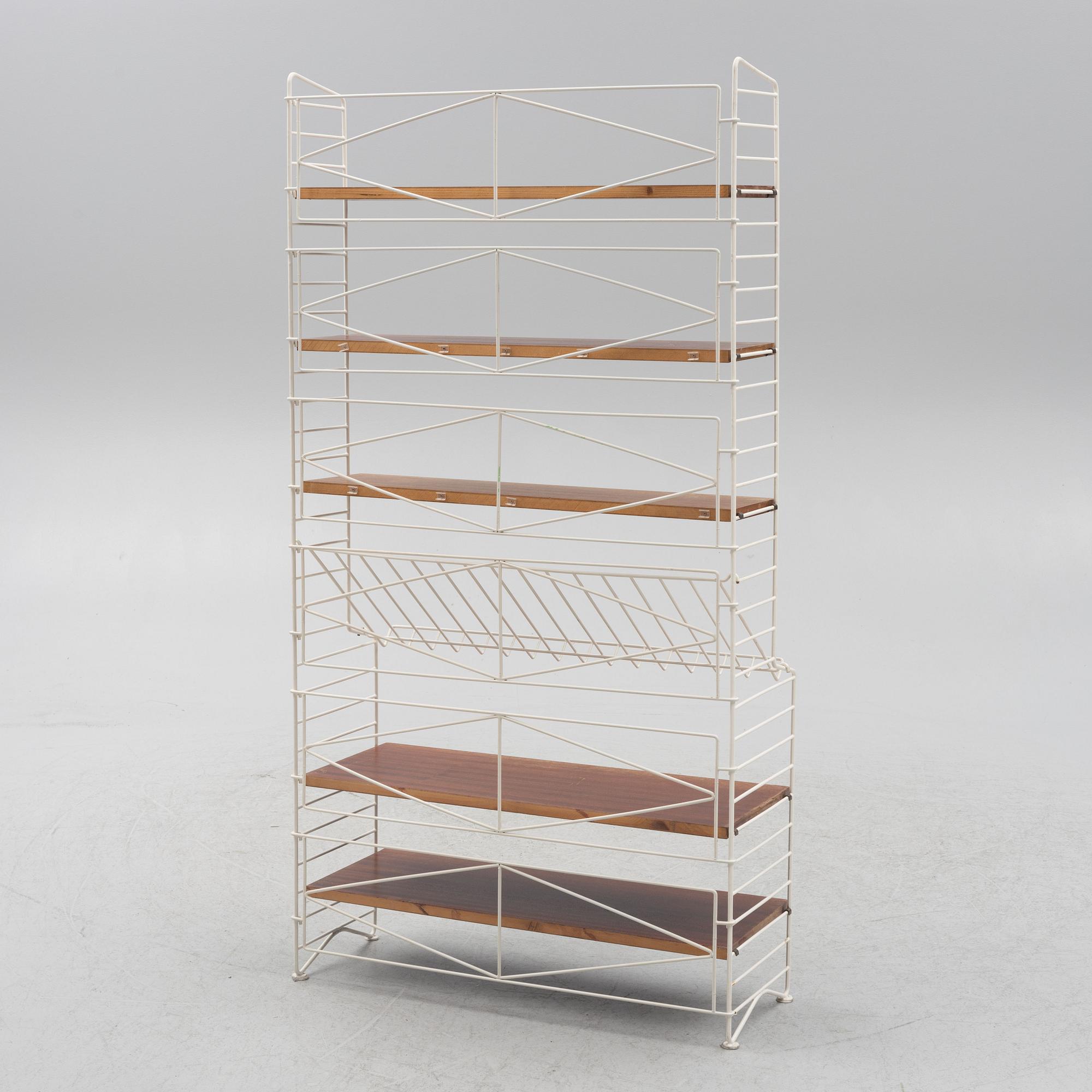 Nils Strinning, bokhylla, "String", 1900-talets andra hälft.