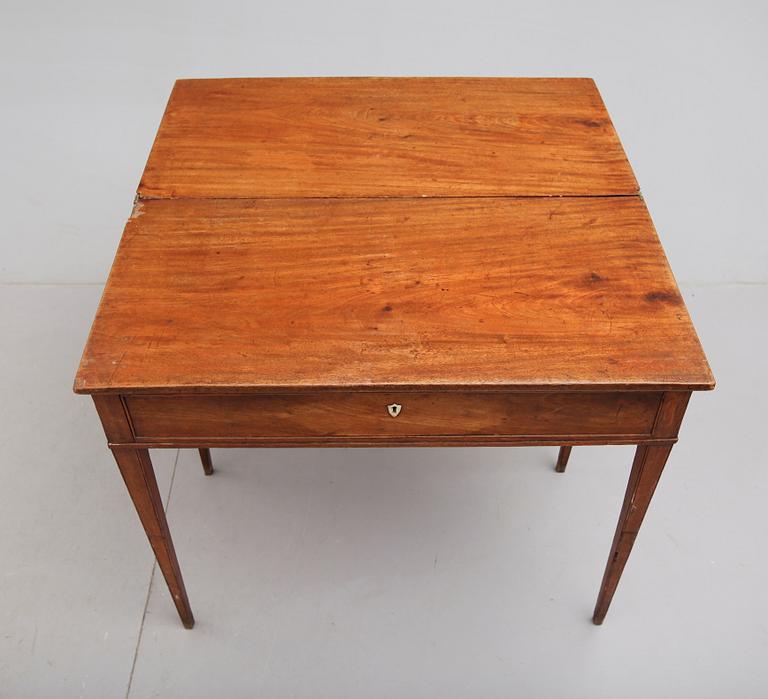 SPELBORD, sengustavianskt, omkring år 1800.