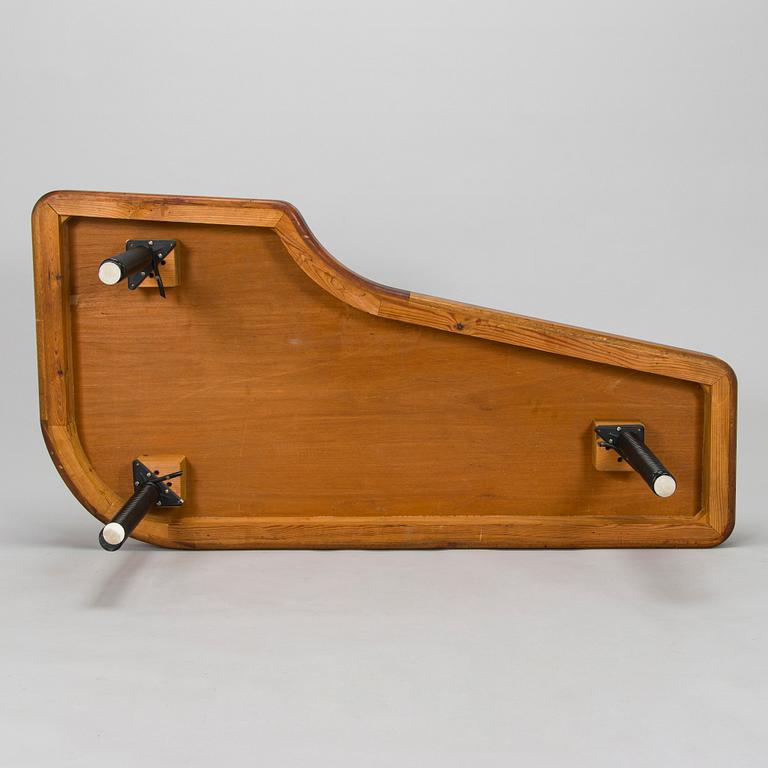 A 1950s/60s coffee table.