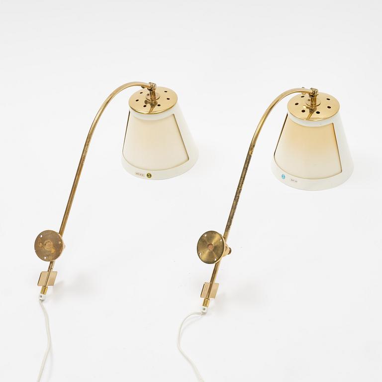 Josef Frank, a pair of model 2600 wall mounted lamps, Firma Svenskt Tenn.