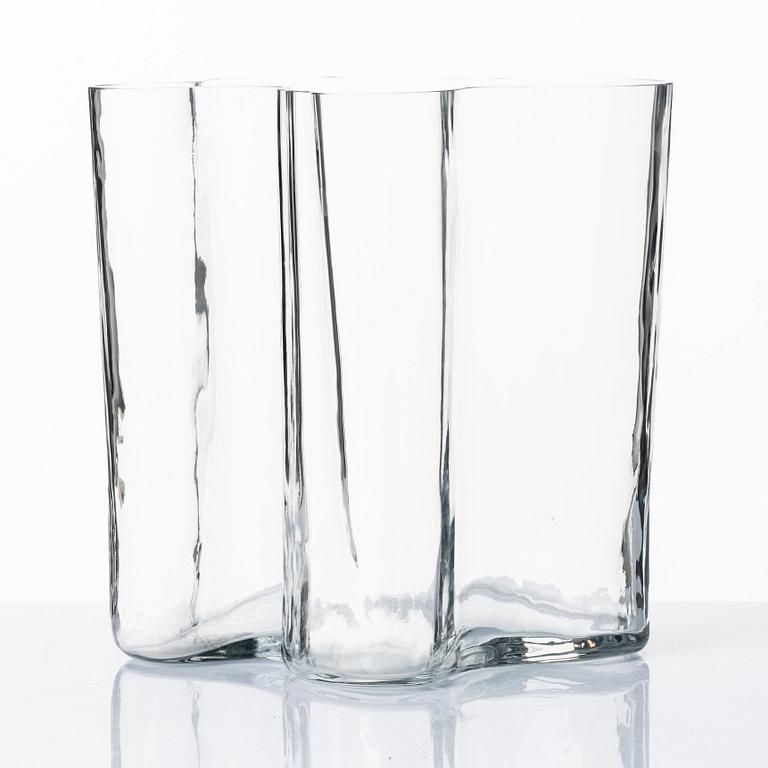 Alvar Aalto, a "model 3031" mould blown glass vase, Iittala, Finland, probably 1960-70's.