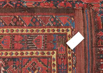 ANTIQUE BESHIR. 348,5 x 174,5 cm, as well as ca 10,5 cm stripe patterned flat weave at each end.