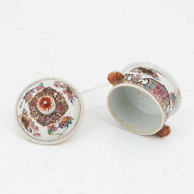 A famille rose miniature tureen with cover, Qing dynasty, Yongzheng (1723-35).