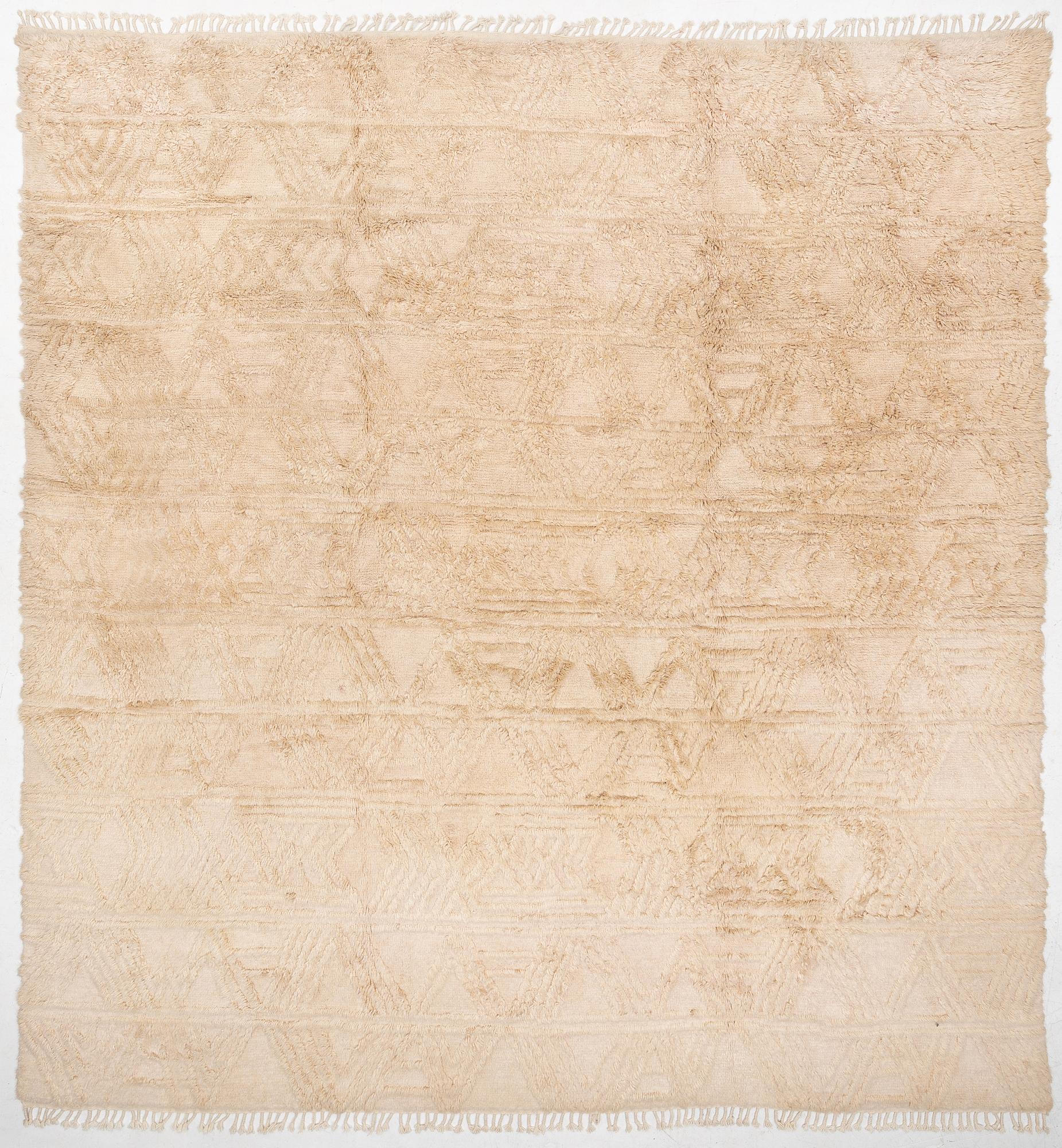 Rug, India, approx. 490 x 460 cm.