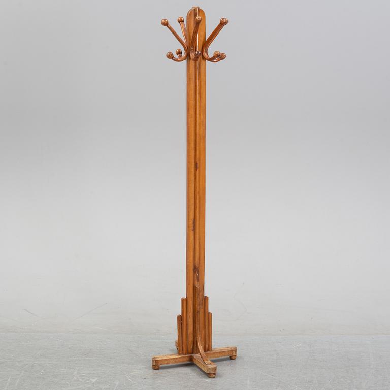 A coat rack, first half of the 20th Century.