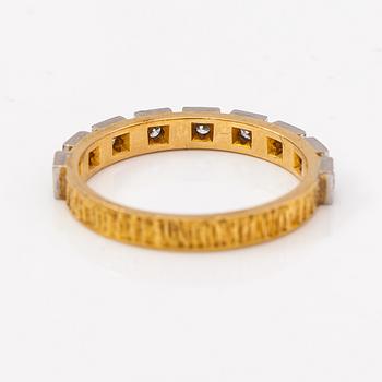 Björn Weckström, An 18K gold ring "Timanttikihla" with diamonds ca. 0.36 ct in total. Lapponia 1975.