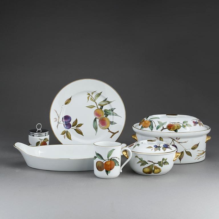 SERVISDELAR, 27 st, "Evesham", Royal Worcester, England, 1900-talets andra hälft.