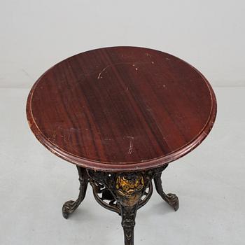 BORD, gjutjärn, 1900-tal.