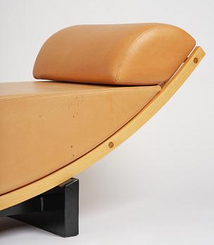 Jonas Bohlin, a "Concave" daybed, Källemo, Värnamo, post 1983.