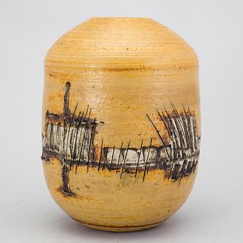 LISA LARSON,