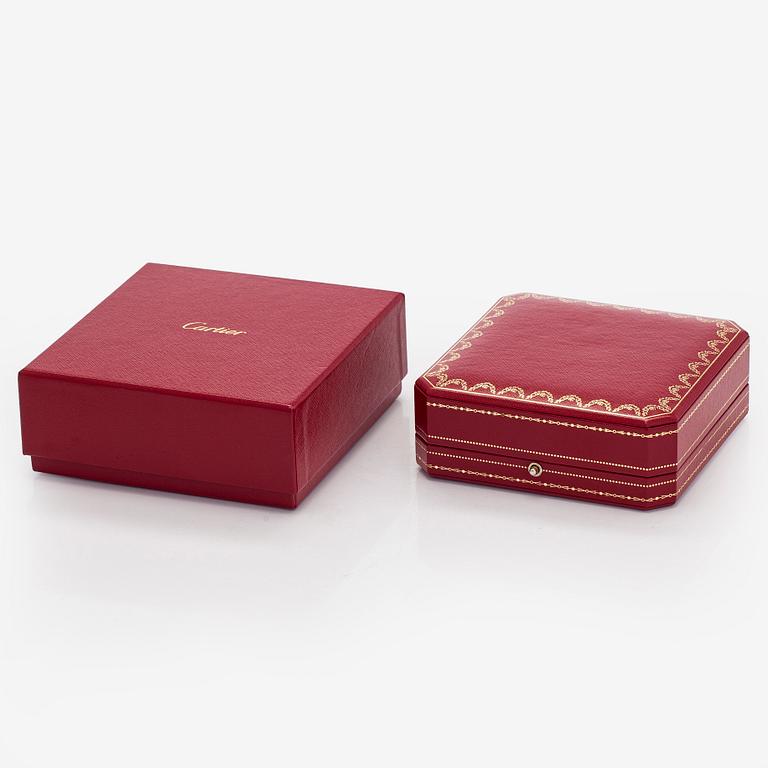 Cartier, an 18K gold 'd'Amour' necklace, with a brilliant-cut diamond.