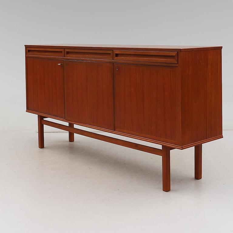 SIDEBOARD, 1900-talets andra hälft.