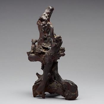 A Chinese root sculpture, Qing dynasty, 19th Century.