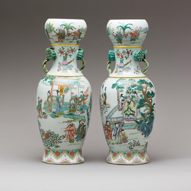 A PAIR OF CHINESE  PORSELINE FLOOR VASE, 20TH CENTURY.