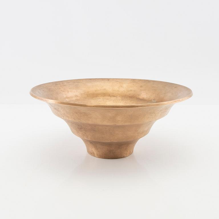 Jan Ostwald, skål monogramsignerad.