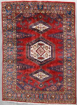 MATTA, Persisk, ca 228x164 cm.