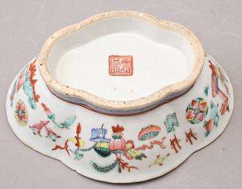 SKÅLAR, 4 st, porslin, Kina, 1800-talets slut.