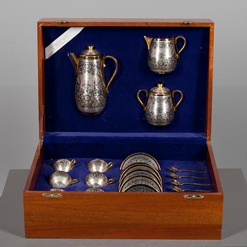 KAFFESERVIS, 3 DELAR samt KOPPAR MED SKEDAR 6 ST, silver Sovjetunionen 1900-talets slut. Total vikt. 1563 g.
