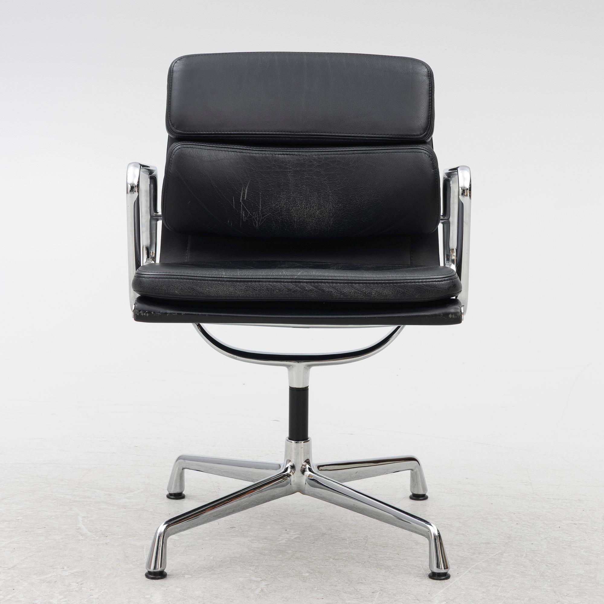Charles & Ray Eames, an 'EA208 Soft Pad Chair' swivel chair, Vitra, 2010's.