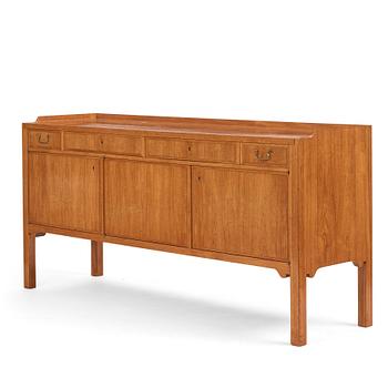 369. Axel Bäck, a Swedish Modern mahogany veneered sideboard, Eksjö Möbelfabrik, Sweden 1950, signed.