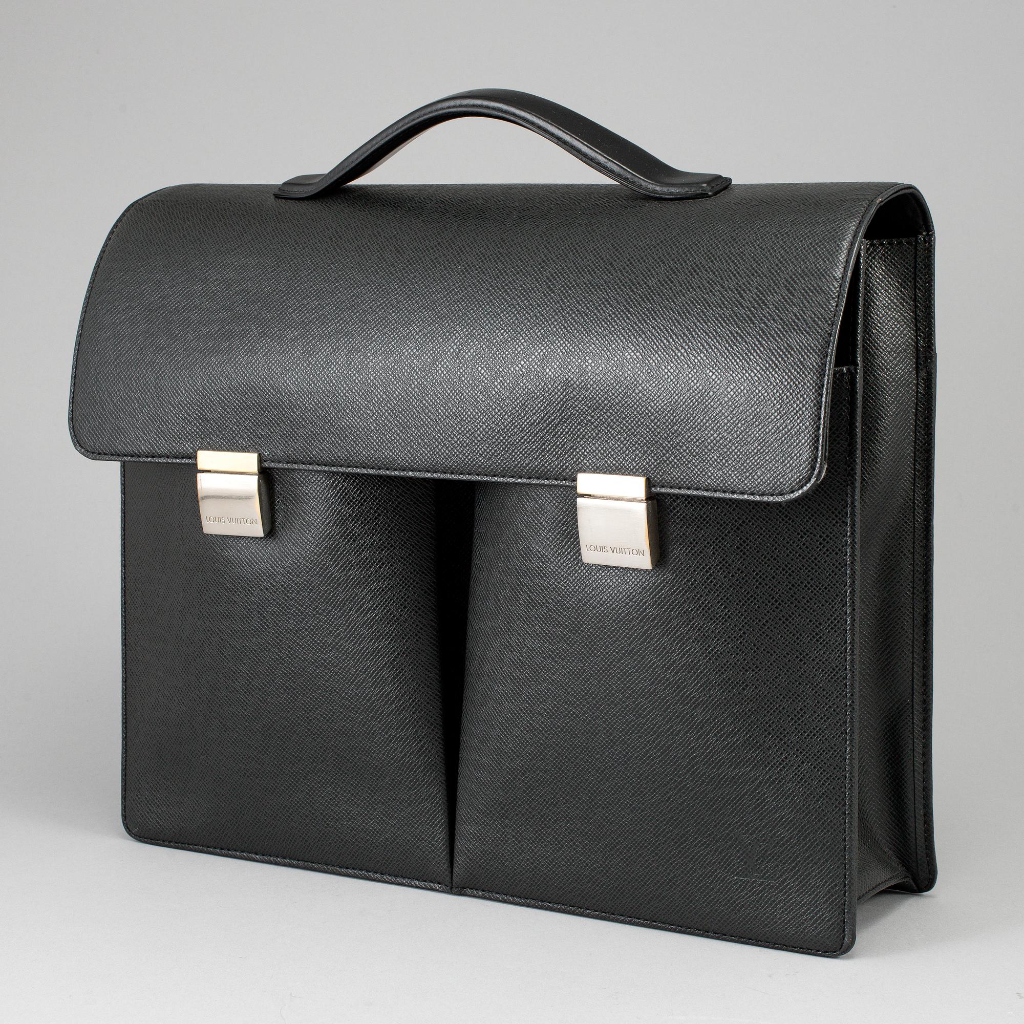 LOUIS VUITTON, a 'Serviette Kazan' briefcase.