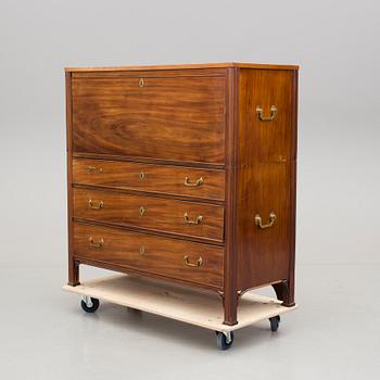 CHIFFONJÉ, sengustaviansk, tidigt 1800-tal.