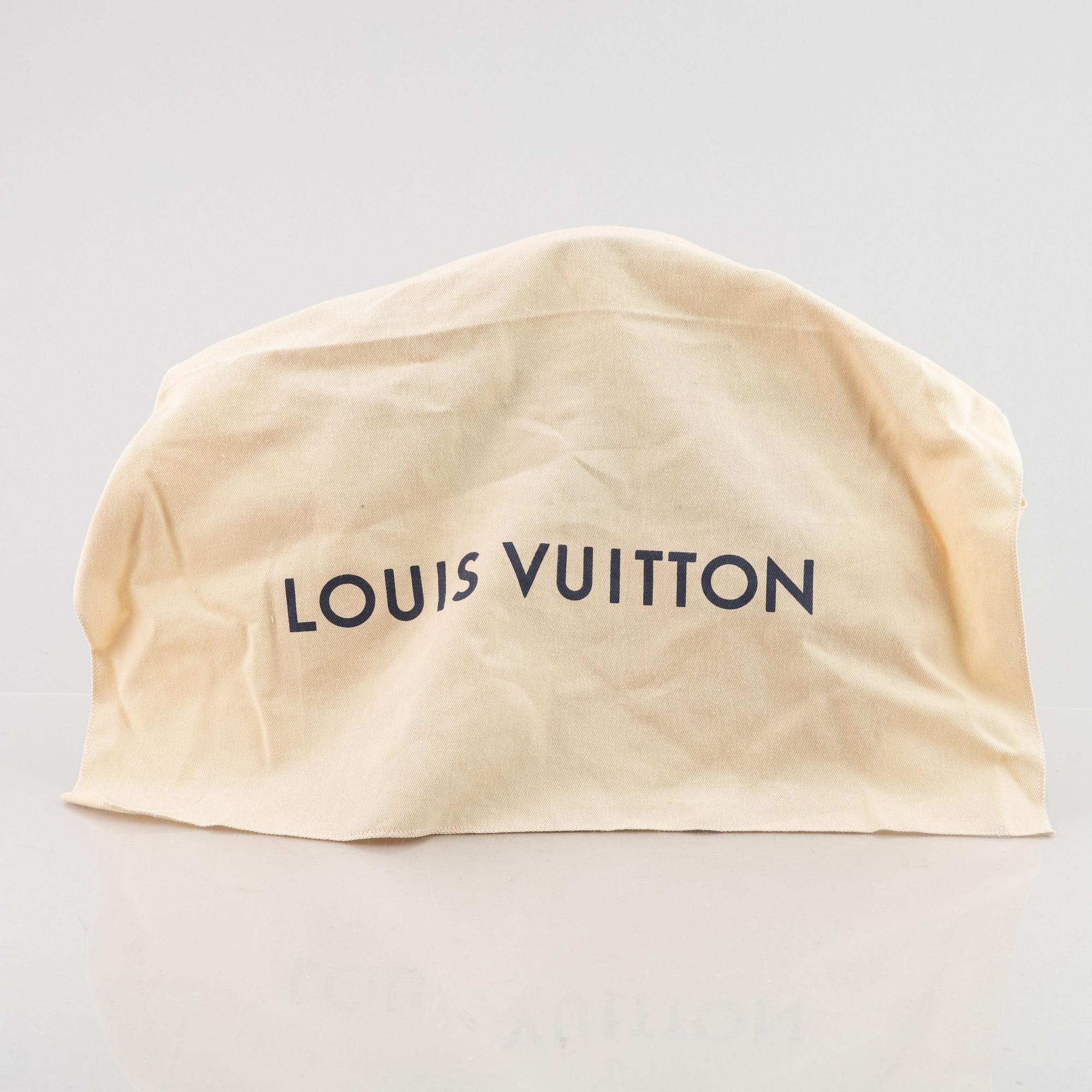 Louis Vuitton, bag, "Cluny MM", 2022.