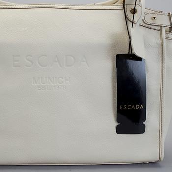 VÄSKA, Escada.
