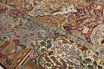 A carpet, Kashmar, figural, approx. 397 x 298 cm.