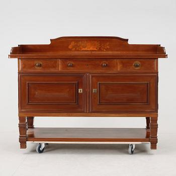 SIDEBOARD, Jugend, omkr sekelskiftet 1900.