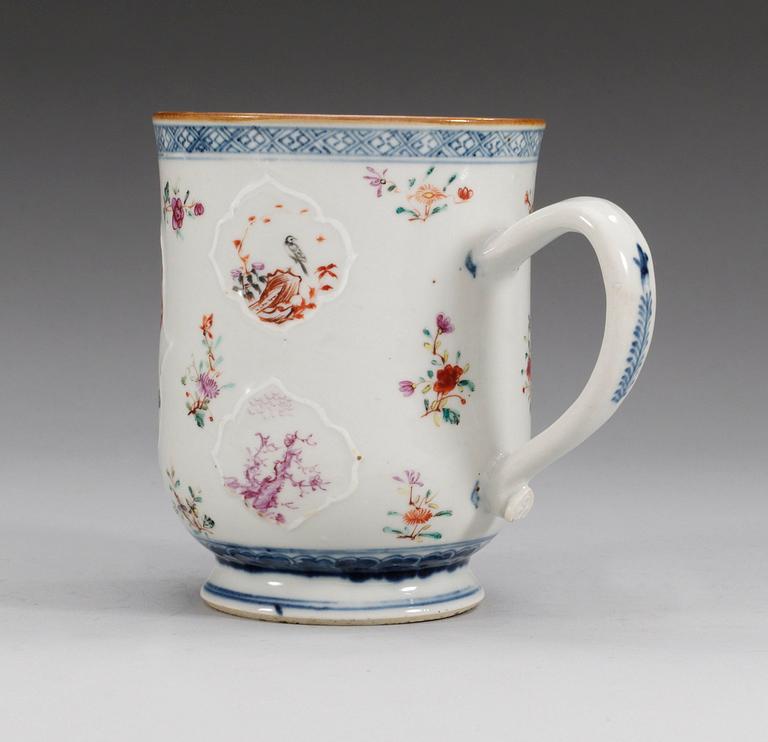 MUGG, porslin. Qing dynastin. Qianlong (1736-95).