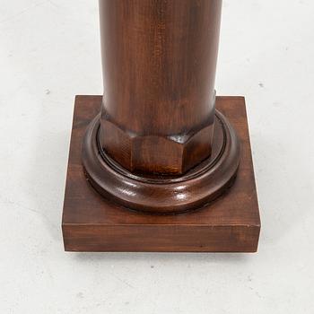 Piedestal 1900-talets första hälft.