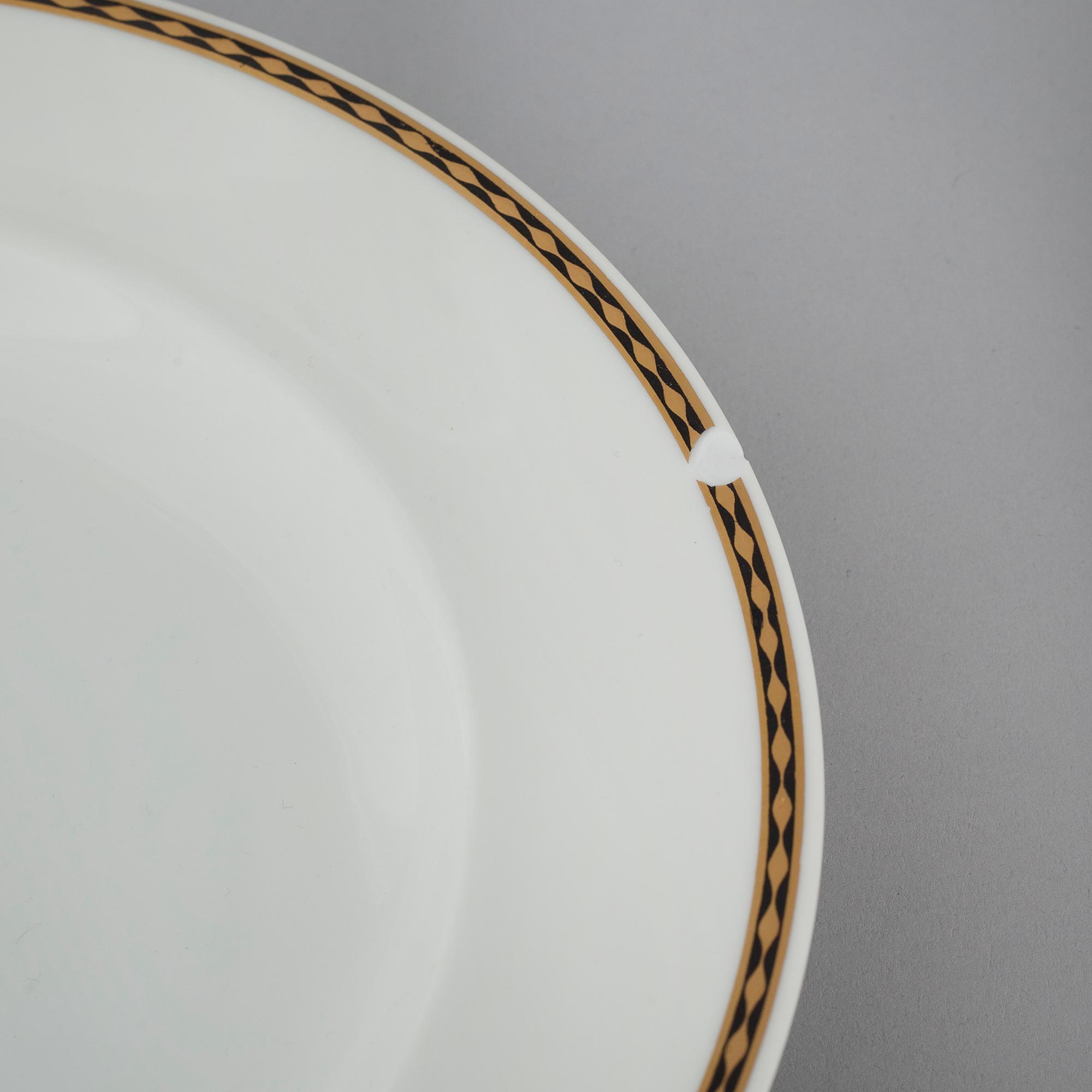 162 pieces of porcelain tableware from mostly Rosenthal, 20th century.