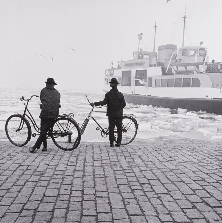 ISMO HÖLTTÖ, fotografi, pigmentavdrag ed. 2/7 + 2 a.p., signerad a tergo, 1964.