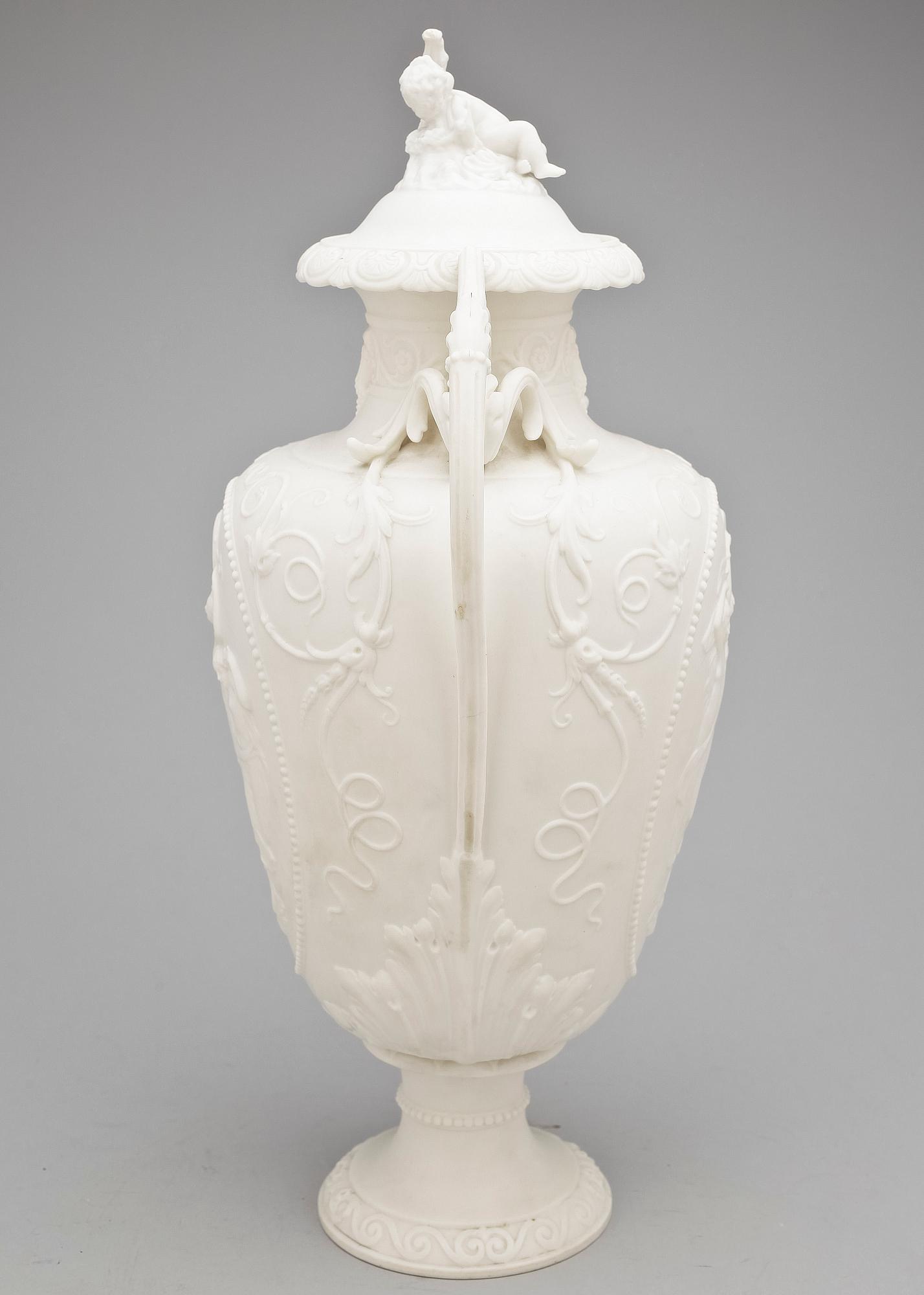 URNA, parian, Gustavsberg, 1800-tal.