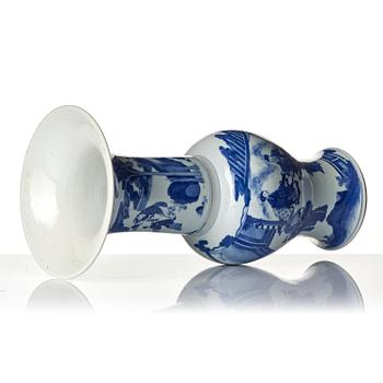 A large blue and white 'yenyen' vase, China, 20th century.