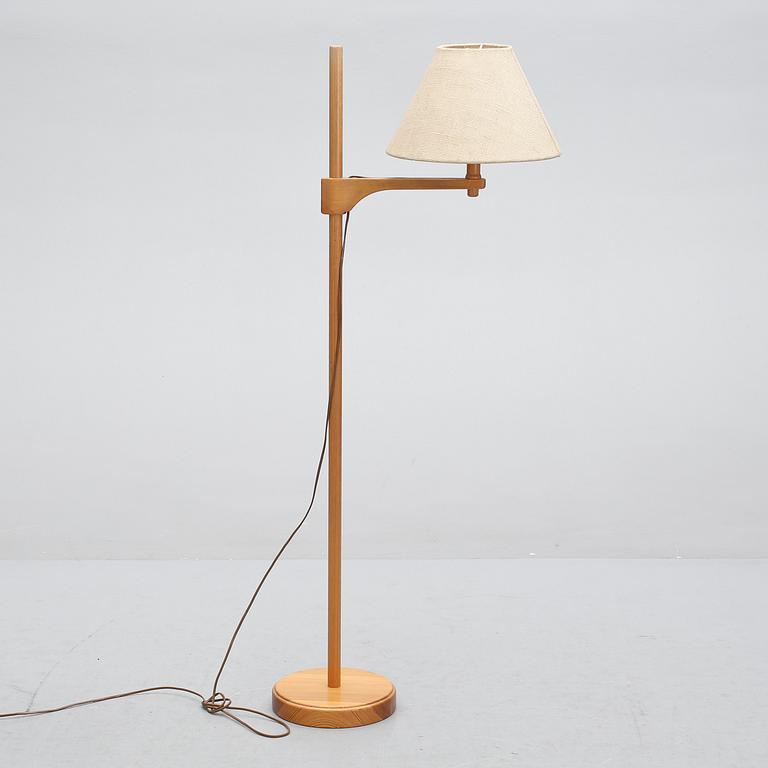 GOLVLAMPA, "Staken", Carl Malmsten, 1900-talets andra hälft.