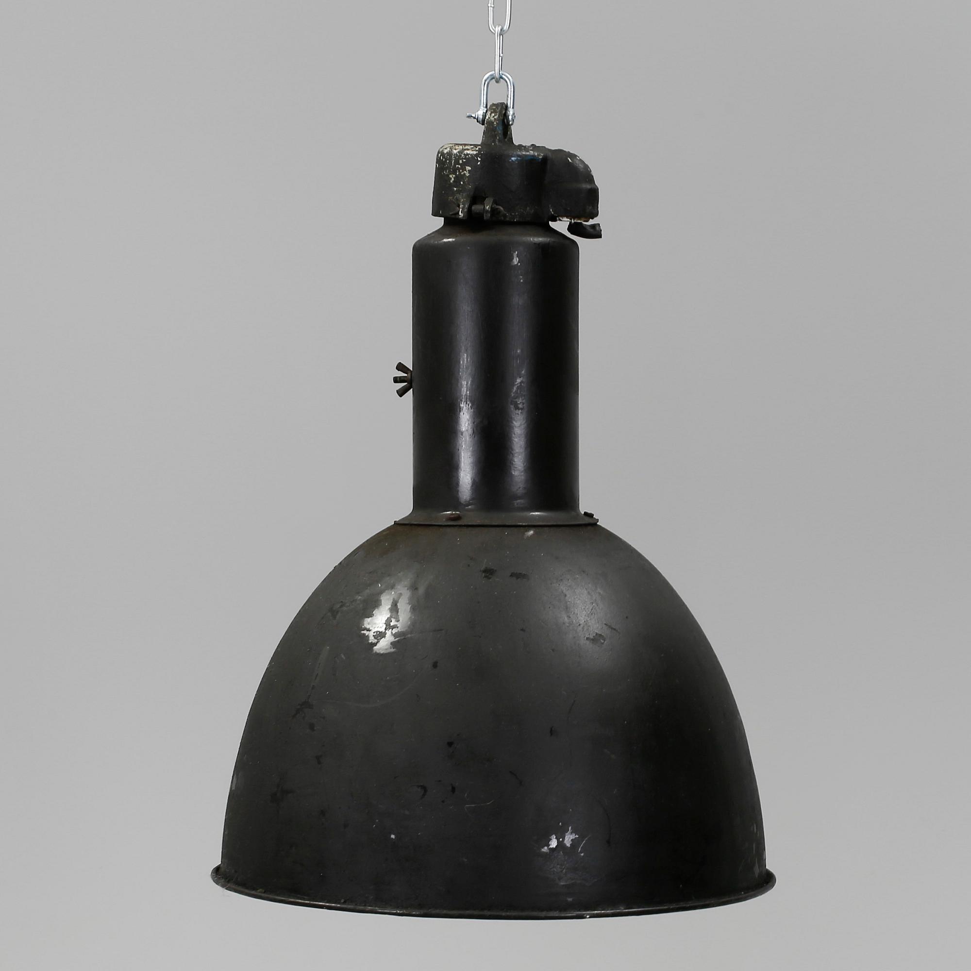TAKLAMPA, industri, 1900-tal.