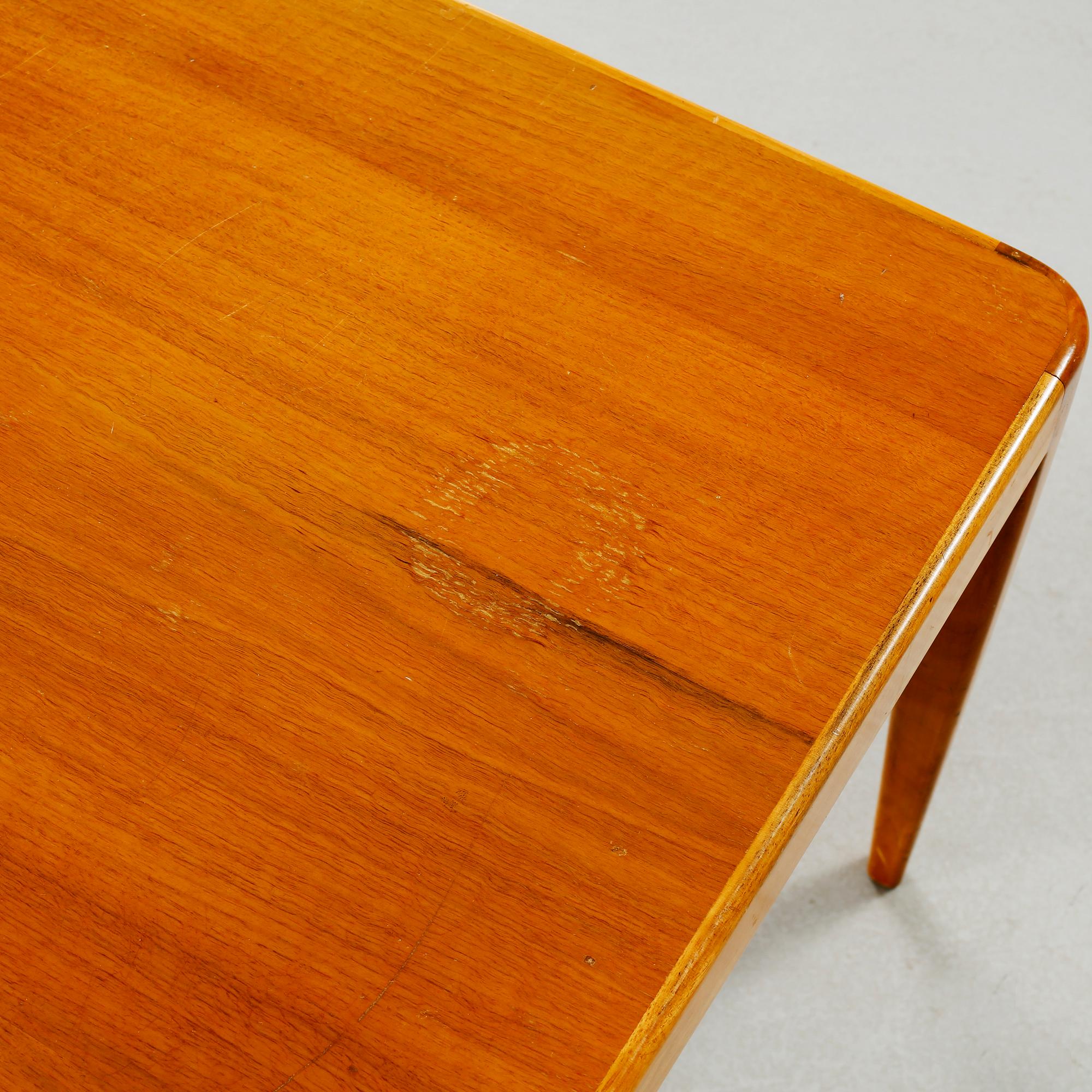 CARL MALMSTEN, soffbord, "Ulfåsa", Bodafors, 1964.