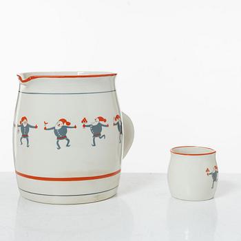 Upsala Ekeby, Glöggkoppar, 17 st, samt kanna, flintgods, "Hej tomtegubbar", Upsala-Ekeby.