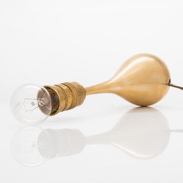 Mauri Almari, pöytävalaisin, malli K11-21 Idman, 1900-luvun puoliväli.