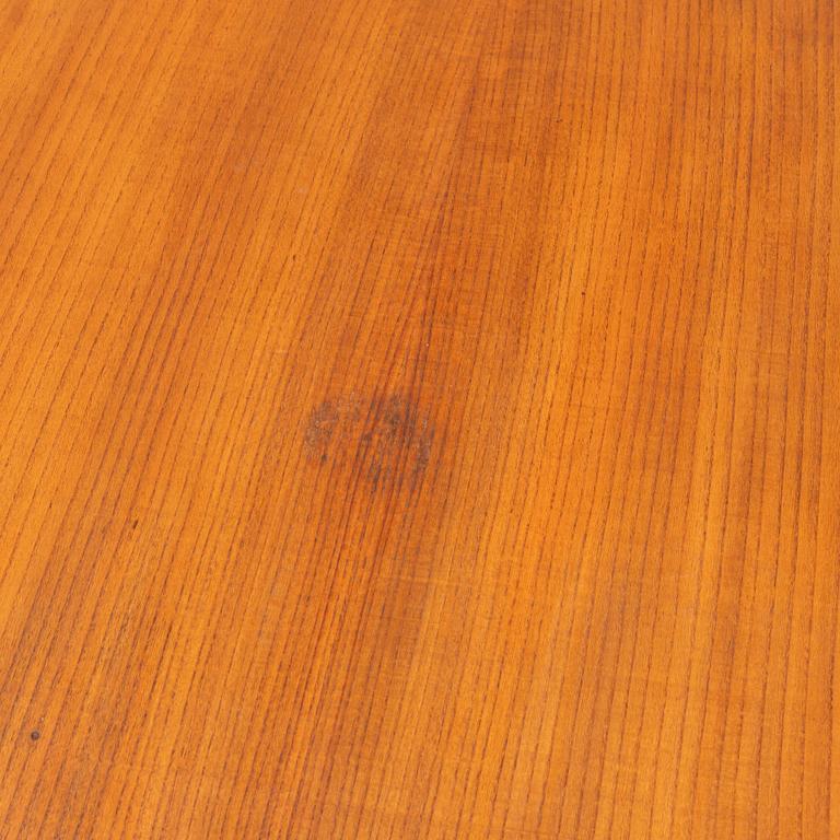 Bruno Mathsson, an 'Annika' coffee table, Karl Mathsson, Värnamo, 1940's.