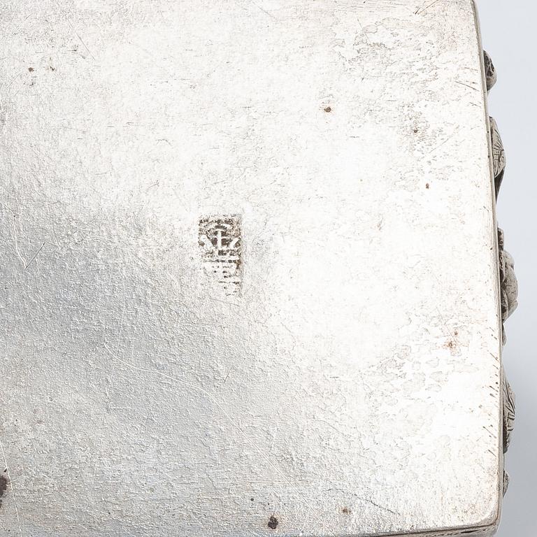 Dosor, åtta stycken, silver och stenar. Sydostasien, 1900-tal.