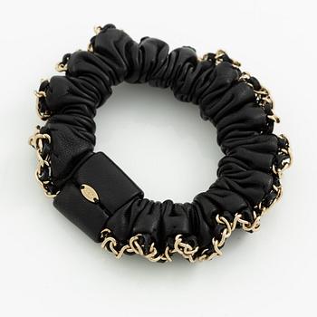 Chanel, Leather and chain CC Scrunchie, 2022.