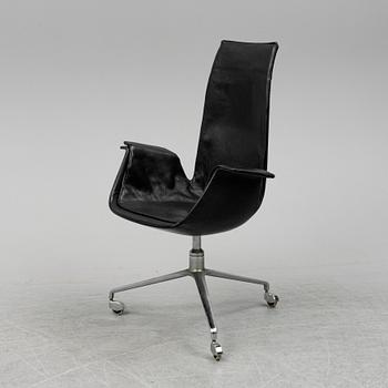 PREBEN FABRICIUS & JÖRGEN KASTHOLM, 'Tulip' easy chair.