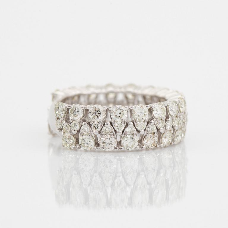 Brilliant cut diamond.